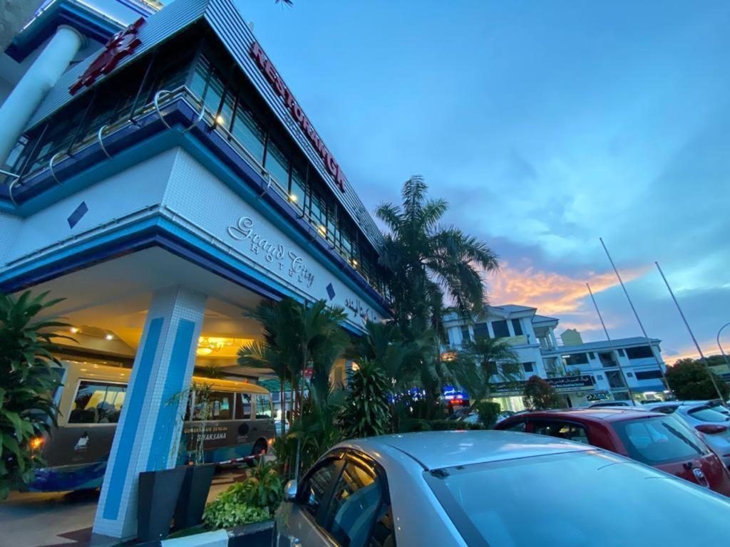 Grand City Hotel Bandar Seri Begawan Exterior photo